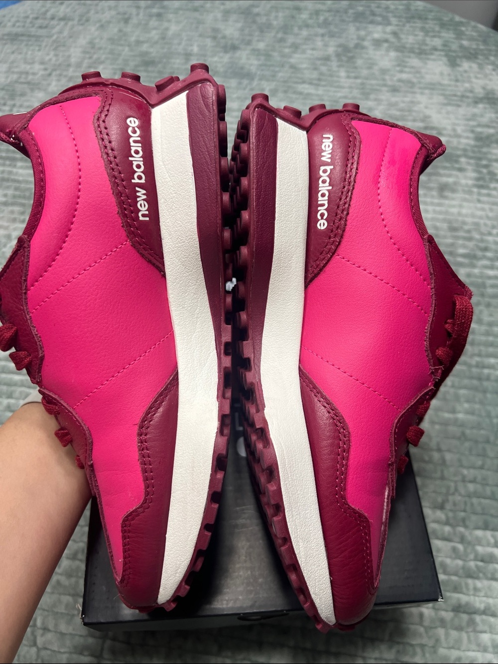 Figs New Balance 327 Sneakers - Picture 6 of 15